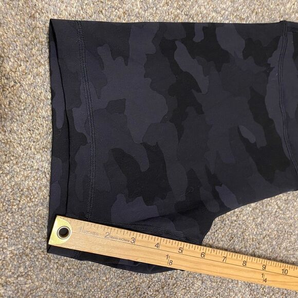 Lululemon Wunder Train High Rise Biker Shorts 12 Camouflage 6" Inseam Running - Picture 5 of 6